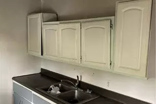 151 Russell Ave, Akron, OH 44311 - Photo 9