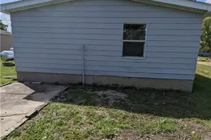 510 Arabian Ct, LaGrange, OH 44050 - Photo 13