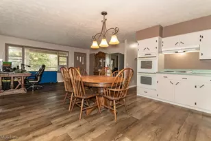 8892 Brakeman Rd, Chardon, OH 44024 - Photo 13