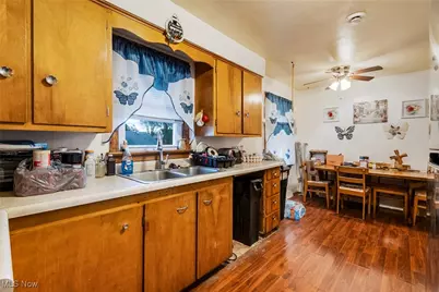 311 Park Drive, Campbell, OH 44405 - Photo 15