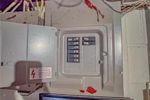 1330 W 18th St, Lorain, OH 44052 - Photo 17