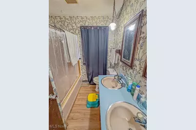1330 W 18th Street, Lorain, OH 44052 - Photo 7