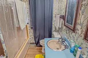 1330 W 18th St, Lorain, OH 44052 - Photo 7