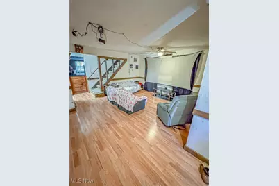 1330 W 18th Street, Lorain, OH 44052 - Photo 5