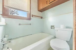 18061 Derr Ave, Beloit, OH 44609 - Photo 19