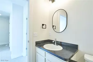 596 Mull Ave, Akron, OH 44313 - Photo 19