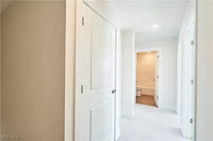 596 Mull Ave, Akron, OH 44313 - Photo 29