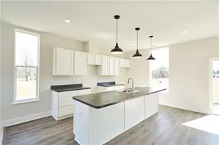 596 Mull Ave, Akron, OH 44313 - Photo 1