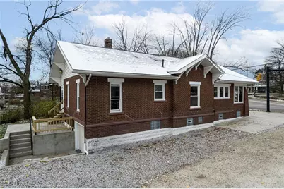 613 Wooster Road N, Barberton, OH 44203 - Photo 5