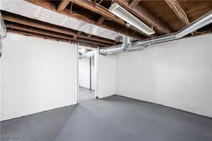 613 Wooster Road North, Barberton, OH 44203 - Photo 27