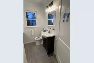 4258 Mahoning Avenue, Youngstown, OH 44515 - Photo 15