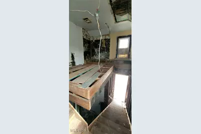 545 W 14th Street, Lorain, OH 44052 - Photo 13