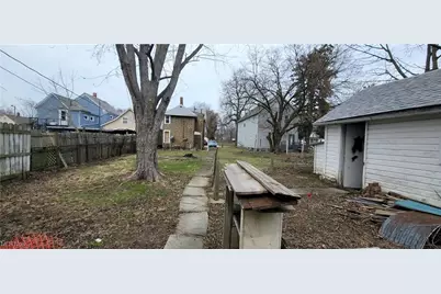 545 W 14th Street, Lorain, OH 44052 - Photo 5