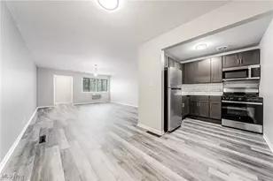 30050 Euclid Ave, Wickliffe, OH 44092 - Photo 7