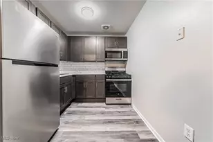 30050 Euclid Ave, Wickliffe, OH 44092 - Photo 5