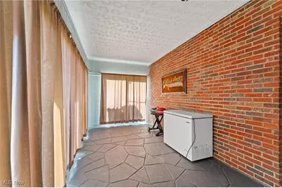 554 Neoka Drive, Campbell, OH 44405 - Photo 31