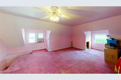 525 E 2nd Street, Port Clinton, OH 43452 - Photo 33