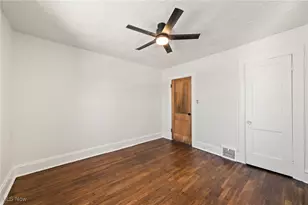 1061 Greyton Rd, Cleveland Heights, OH 44112 - Photo 17