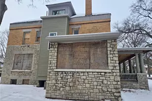 239 N Heights Ave, Youngstown, OH 44504 - Photo 5