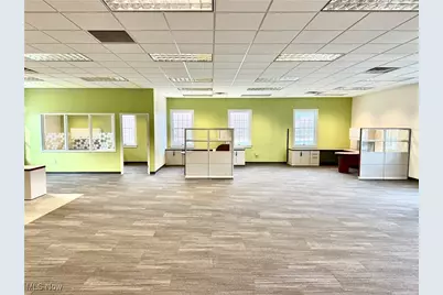 6020 Manchester Road, Akron, OH 44319 - Photo 15