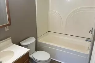 14022 Jenne Ave, Loveland, OH 44110 - Photo 23