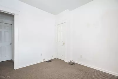 6911 Franklin Boulevard, Loveland, OH 44102 - Photo 9