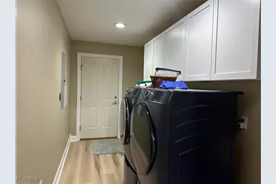 706 Oak Tree Lane, Belpre, OH 45714 - Photo 15