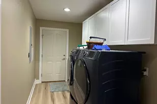 706 Oak Tree Ln, Belpre, OH 45714 - Photo 15