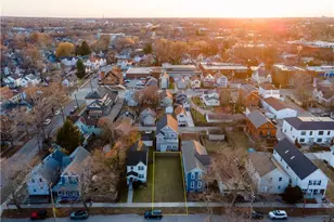 W 33rd St, Loveland, OH 44113 - Photo 1