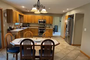 3425 Hummingbird Hill Dr, Poland, OH 44514 - Photo 9
