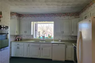 390 Oak Park Rd, Cadiz, OH 43907 - Photo 21