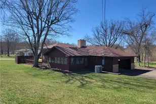 390 Oak Park Rd, Cadiz, OH 43907 - Photo 11