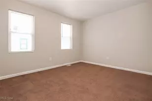 2177 W 31st St, Loveland, OH 44113 - Photo 11