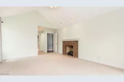 3168 Maple Creek Drive, Zanesville, OH 43701 - Photo 31