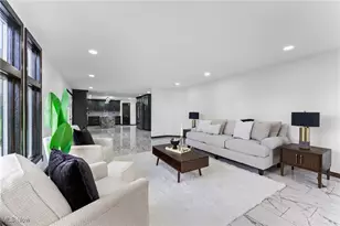 3189 Chardonnay Ln, Poland, OH 44514 - Photo 7