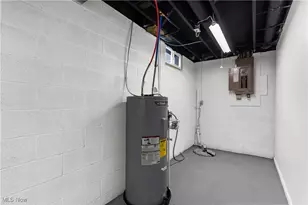 3189 Chardonnay Ln, Poland, OH 44514 - Photo 31