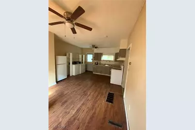 513 E Sixth Street, East Liverpool, OH 43920 - Photo 3