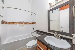 1133 W 9th St, Loveland, OH 44113 - Photo 19