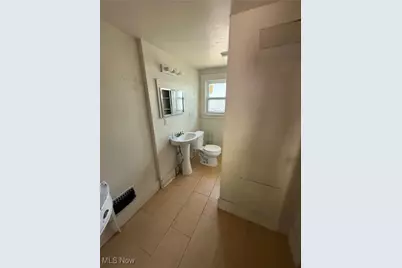 405 Drake Avenue, Youngstown, OH 44505 - Photo 13