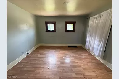 405 Drake Avenue, Youngstown, OH 44505 - Photo 9