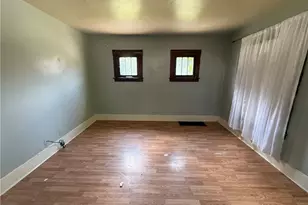 405 Drake Ave, Youngstown, OH 44505 - Photo 9