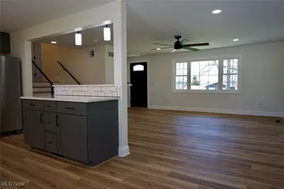 3007 Wilbanks Drive, Norton, OH 44203 - Photo 7