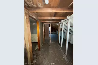 5827 Portage Avenue, Loveland, OH 44127 - Photo 23