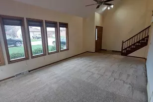 147 Skyview Dr, Wintersville, OH 43953 - Photo 3