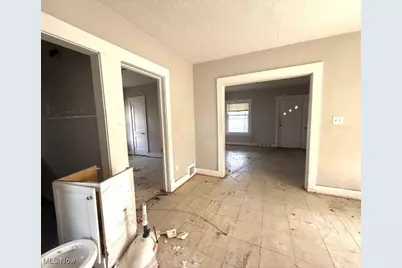 1276 E 133rd Street, East Cleveland, OH 44112 - Photo 5
