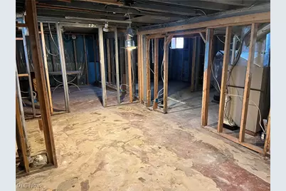 152 Regent Street, Youngstown, OH 44507 - Photo 11