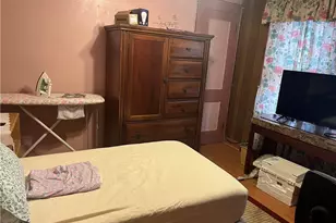 152 Regent St, Youngstown, OH 44507 - Photo 7