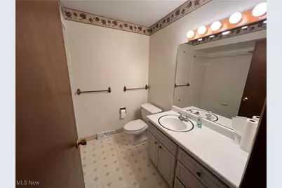 260 Scenery Drive, Weirton, WV 26062 - Photo 11