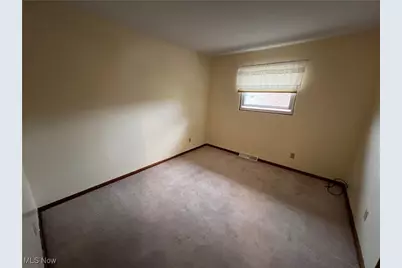 260 Scenery Drive, Weirton, WV 26062 - Photo 13