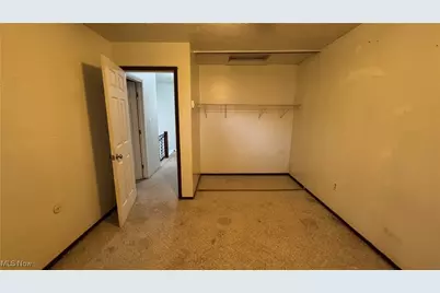 345 & 355 Mellwood Drive, Toronto, OH 43964 - Photo 7